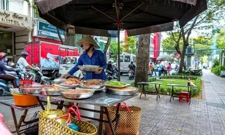 Chuyên gia Hotspot Matrix phân tích: Mua váy hoa mà không biết 4 và marketing video